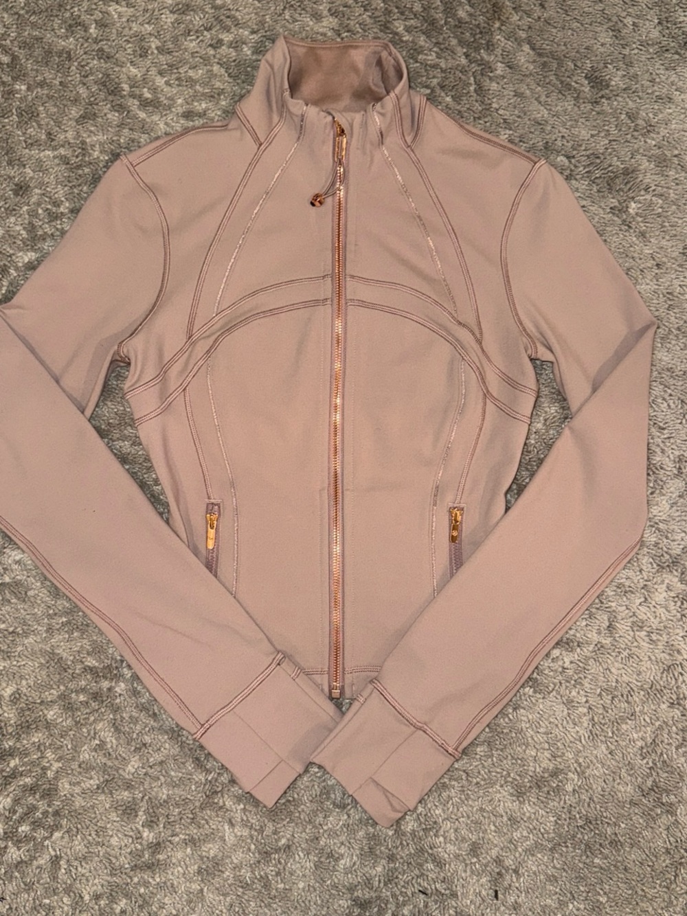 Lululemon cropped Nulu Define Jacket w/rose gold zipper - Picture 1 of 4